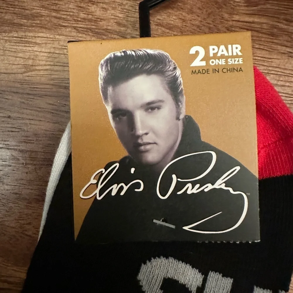 Elvis Themed Black and Red Heart Men's Socks - 2 Pair- NEW Size 7-12